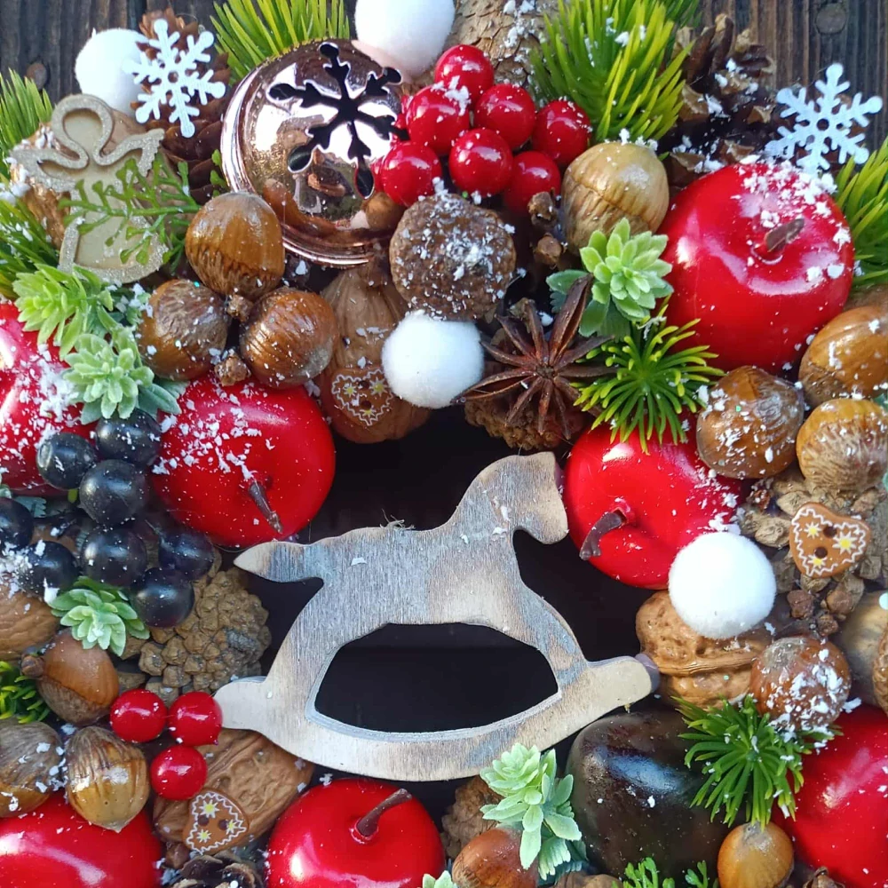 Vánoční věnec - 22 cm "Koníček"