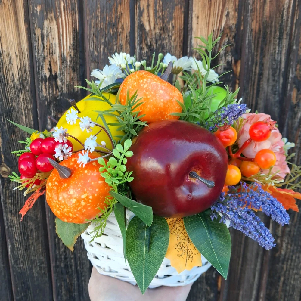 Proutěný košík aranžmá - 25 cm 