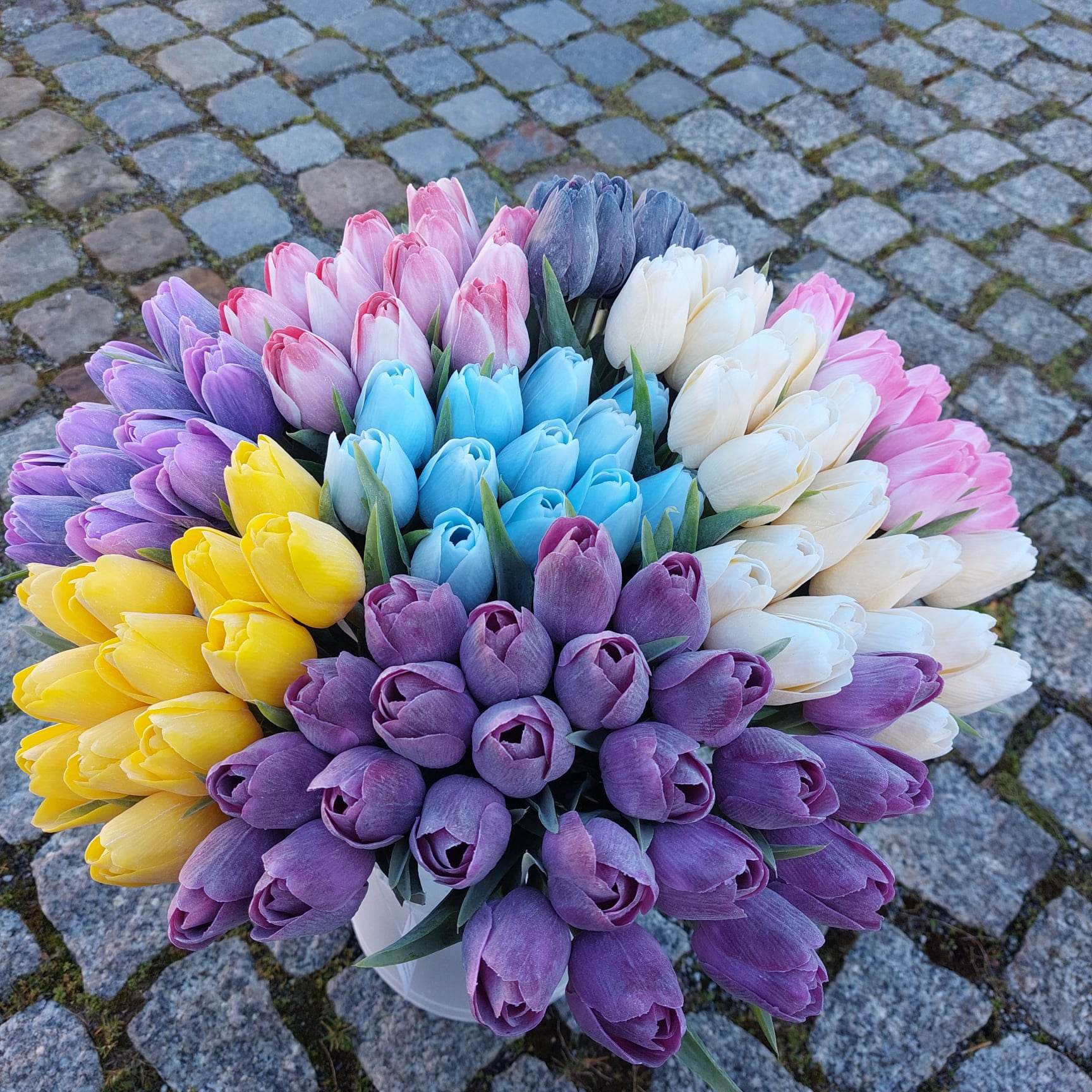 Umělý tulipán - červený
