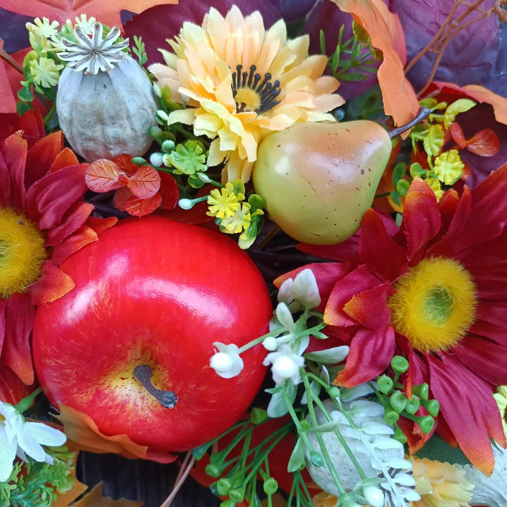 Dekorativní věnec - 72 cm